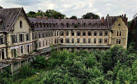 Asile abandonné dans l’Aude